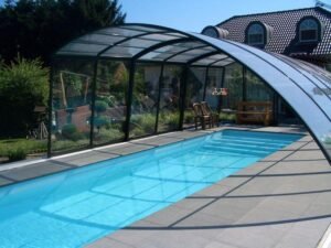 مظلات حدائق ومسابح