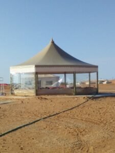 مظلات هرمية